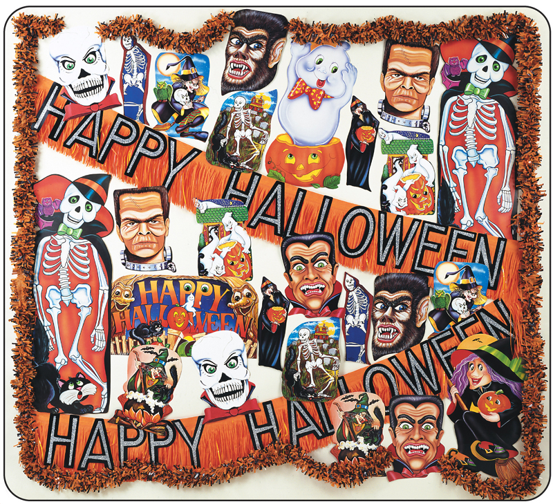 HALLOWEEN DECORATING KIT (SPOOKY)