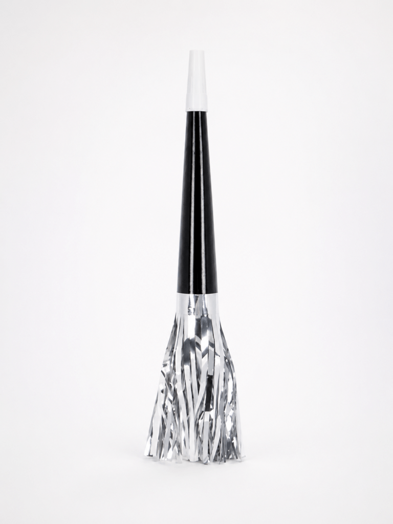 METALLIC FRINGED PARTY HORN